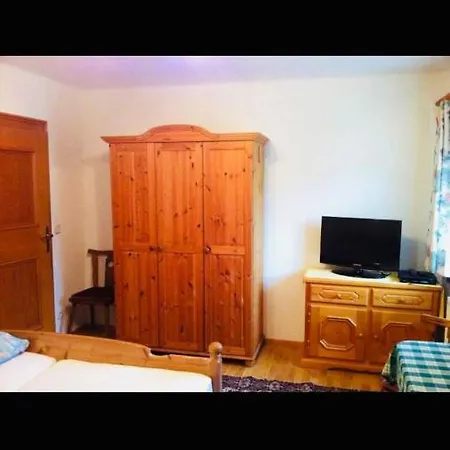 アパート Haus Jochbergerstrasse 116 *