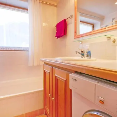 Haus Jochbergerstrasse 116 キッツビュール