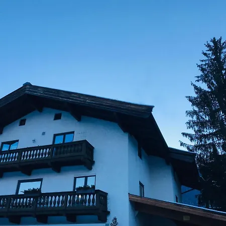 Haus Jochbergerstrasse 116 公寓