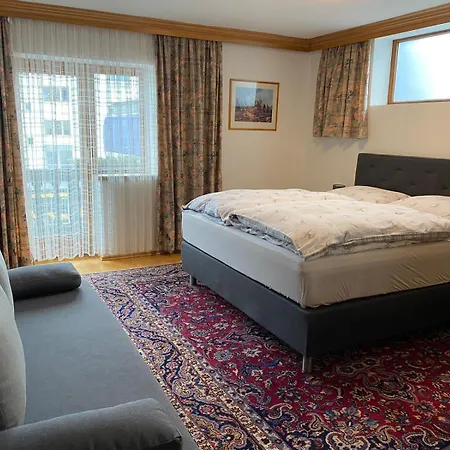 Haus Jochbergerstrasse 116 Apartamento